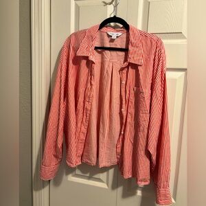 Old Navy The Cropped Shirt - Button Down Striped Dress Shirt